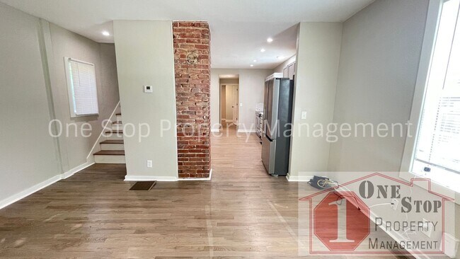 Foto del edificio - 2923 Highland Ave