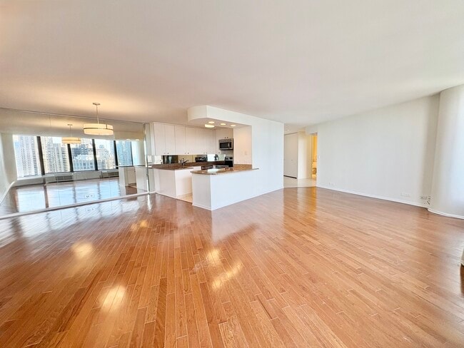 Building Photo - 505 N Lake Shore Dr