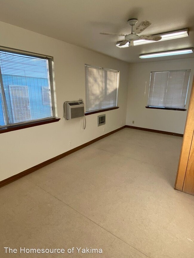 Building Photo - 5 br, 1.5 bath House - 802 S. 12th Ave