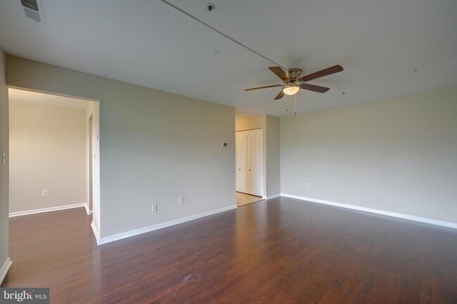 Foto del edificio - 8343 Montgomery Run Rd