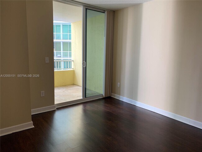 Foto del edificio - 170 SE 14th St