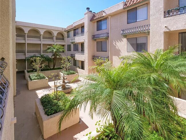 Building Photo - 28004 S Western Ave