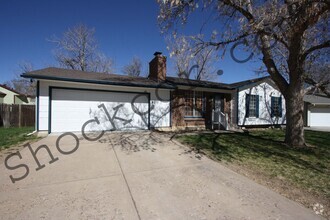 Building Photo - 1567 S Salida Way