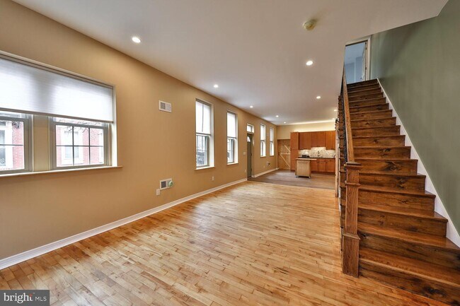 Building Photo - 212 McKean St