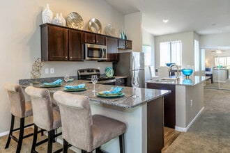 1f1 928 SQFT 1 Bed 1 Bath - The Cantera by Picerne