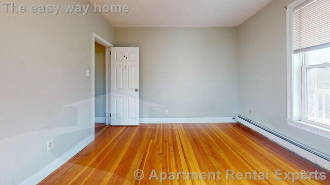 Foto del edificio - 280 McGrath Hwy