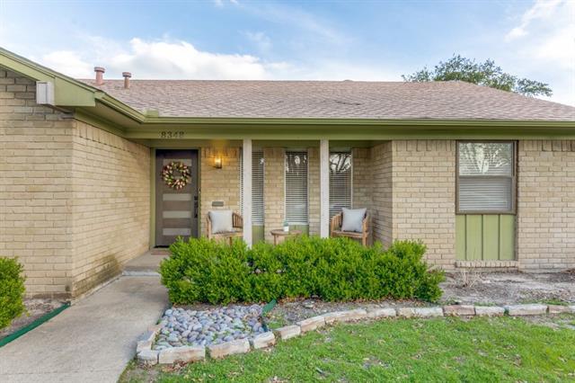 Building Photo - 8348 Londonderry Ln