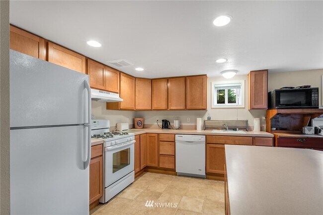 Foto del edificio - 10619 17th Ave SW