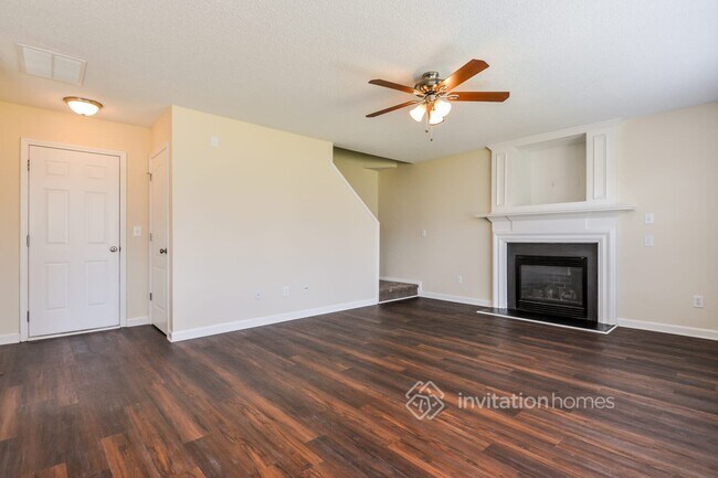 Building Photo - 2917 Hayling Dr