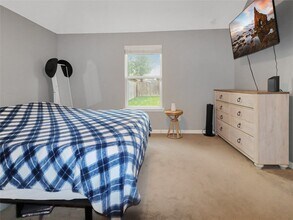 Building Photo - 5622 Lycomb Dr