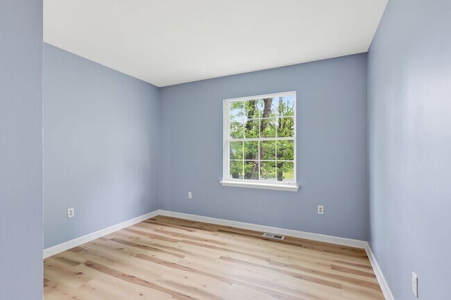 Foto del edificio - 11259 Edgewood Dr