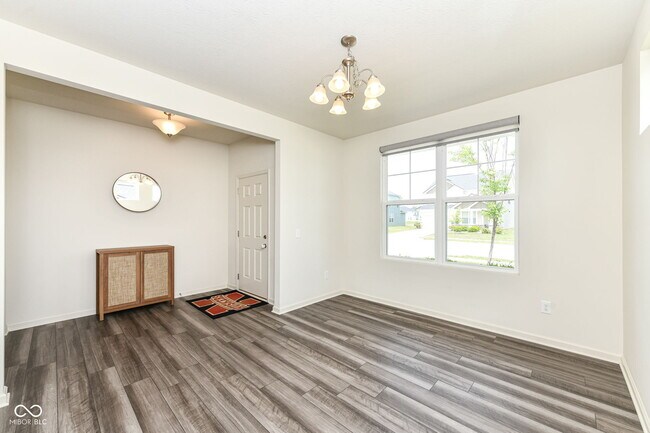 Foto del edificio - 7101 Oak Trce Ln