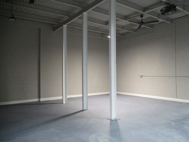 Building Photo - Warehouse space w/ small office AVAILABLE