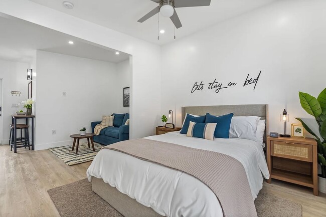 Building Photo - 6726 SW 19th St Building Photo - 6726 SW 19th St