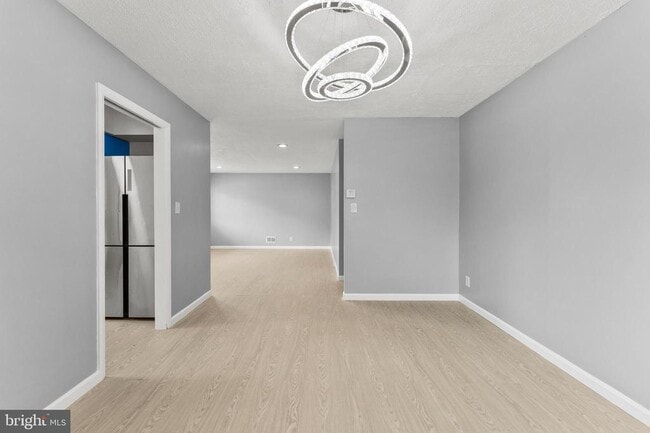 Foto del edificio - 3823 Cassandra Rd