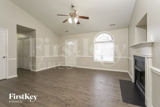 Foto del edificio - 940 Londonderry Dr