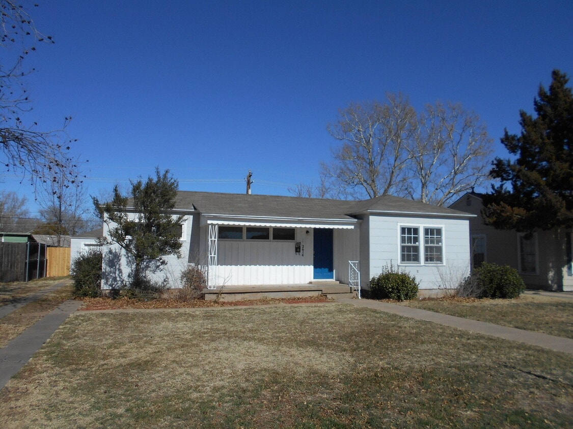 Foto principal - 2614 31st St