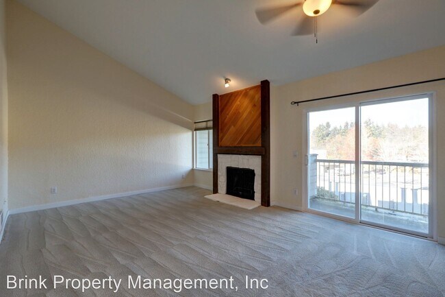 Foto del edificio - 2 br, 2 bath House - 14401 SE Petrovitsky ...