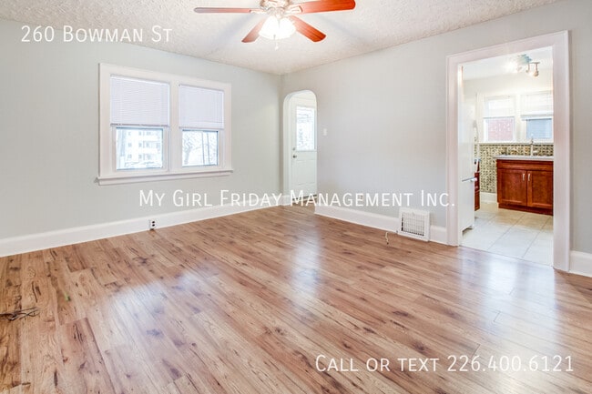 Building Photo - New Price! Charming 3bed Bungalow w Finish...
