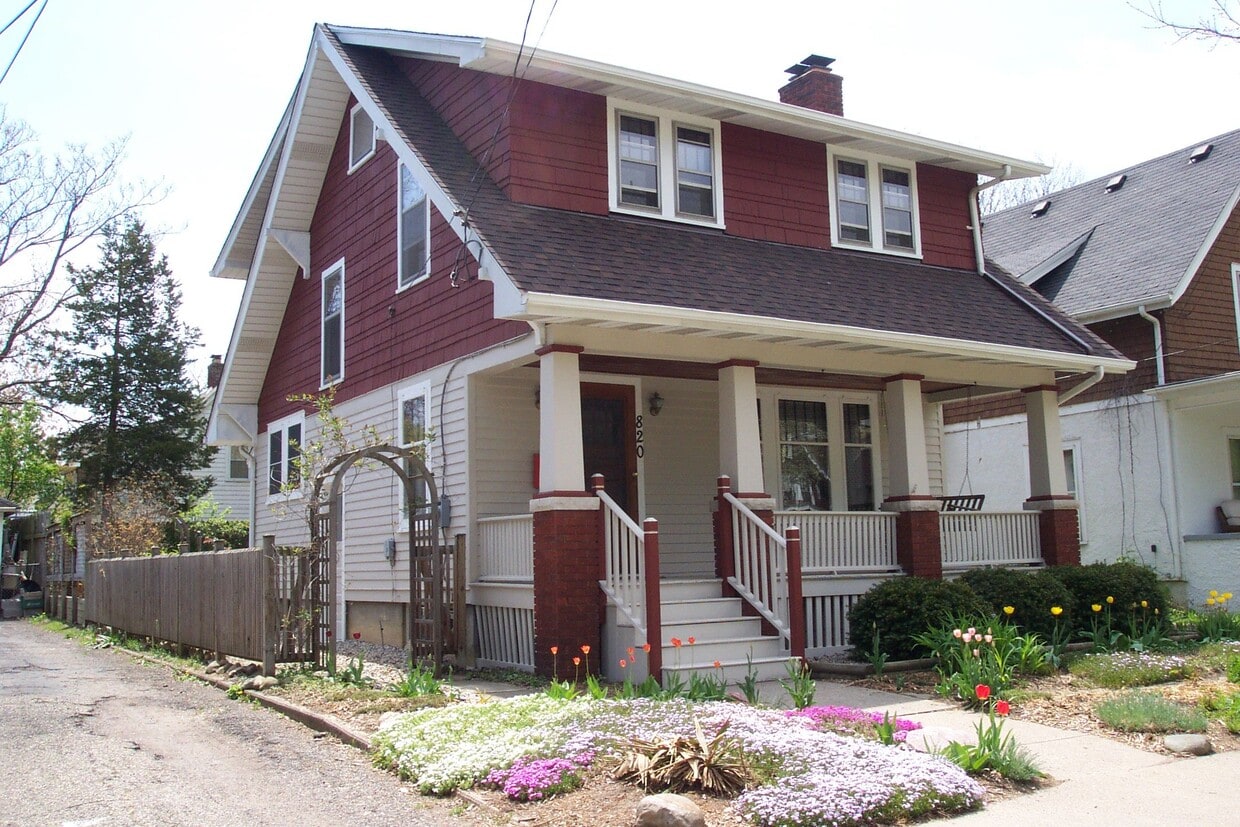 820 Dewey Ave, Ann Arbor, MI 48104 House for Rent in Ann Arbor, MI