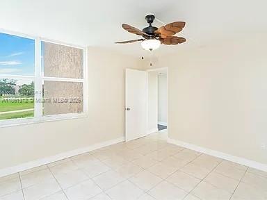 Building Photo - 9495 Evergreen Pl