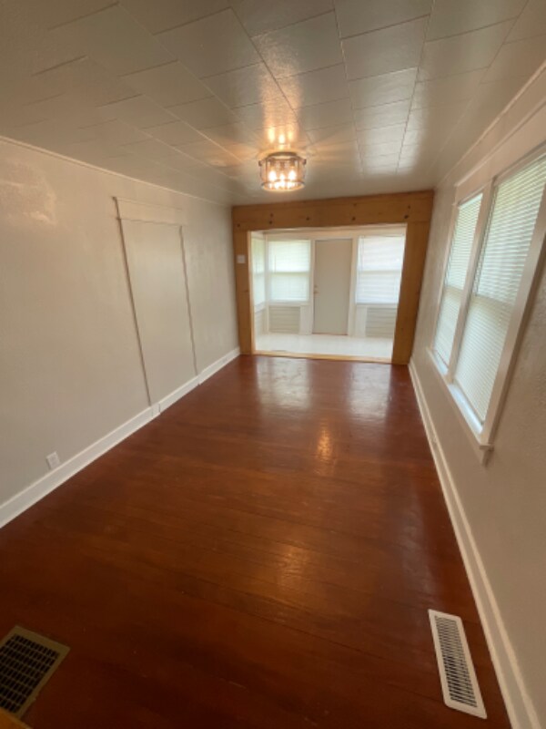 Foto del edificio - 416 E Hillside Dr