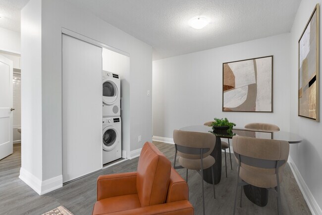 Photo du bâtiment - 25 Lorne Ave