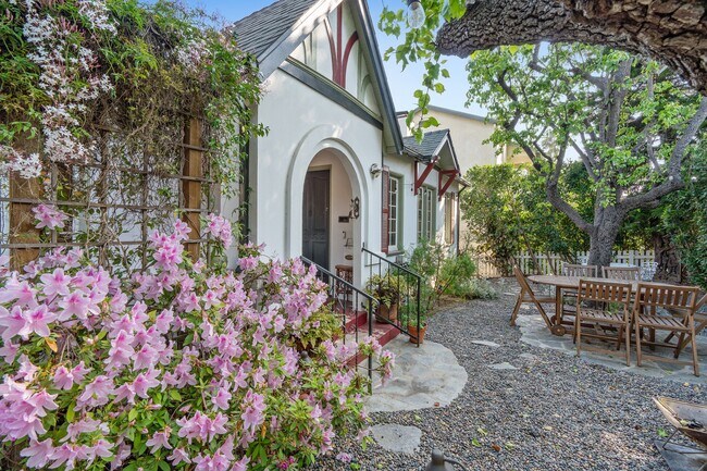 Foto del edificio - 1836 W Silver Lake Dr