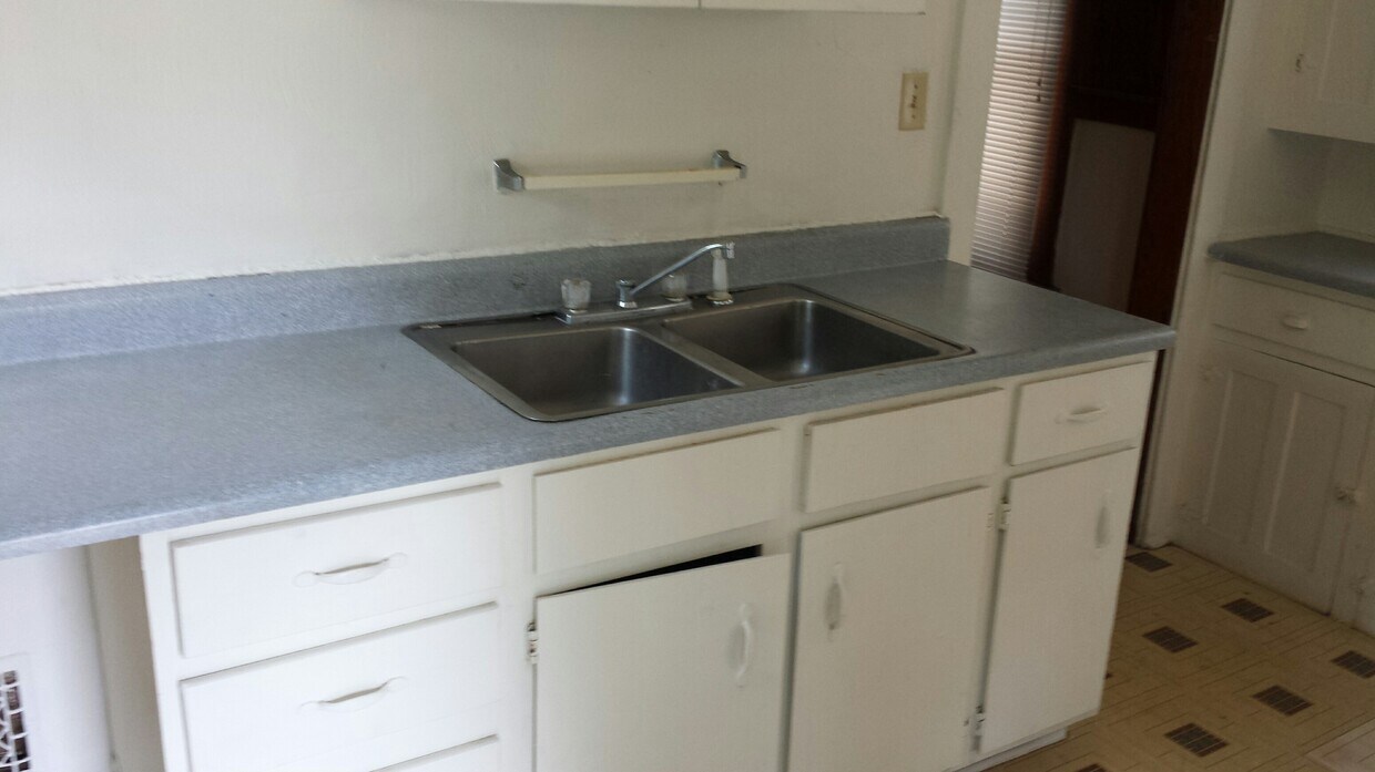 Foto principal - 630 W Fairview Ave