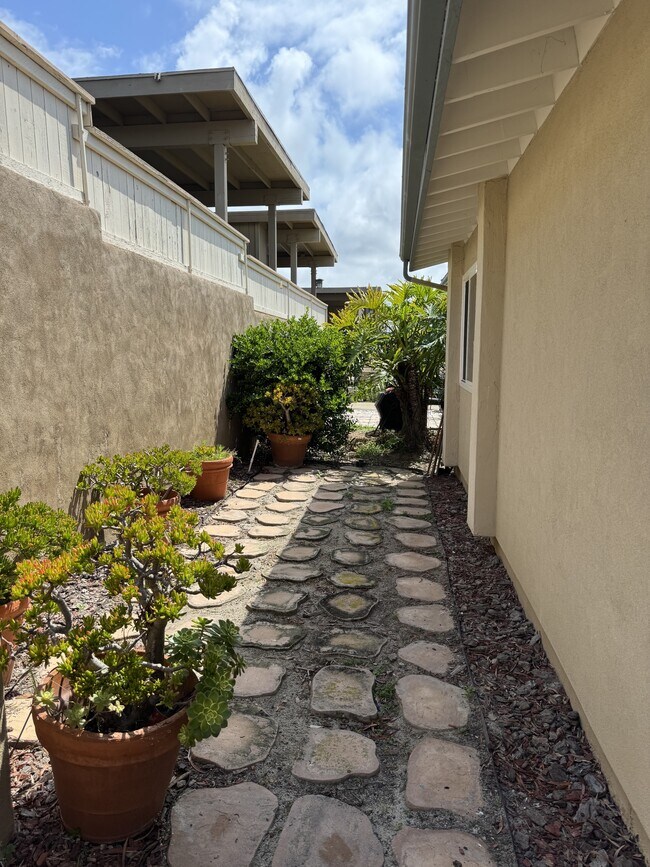 Foto del edificio - 233 Turf View Dr