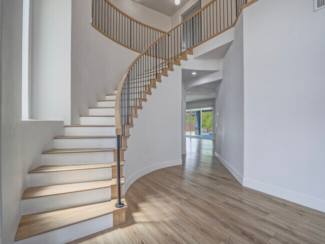 Foto del edificio - 8080 W Wigwam Ave