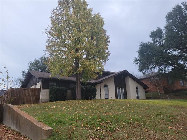 Foto del edificio - 206 Rockbrook Dr