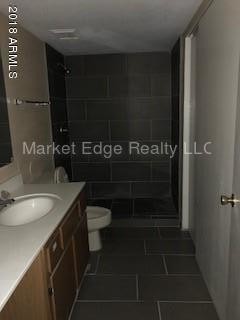 Foto del edificio - 5233 W Myrtle Ave