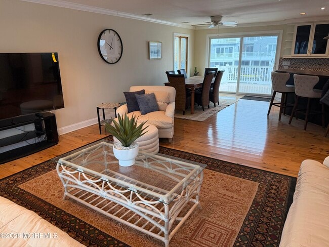 Building Photo - 326 Cutter Ln