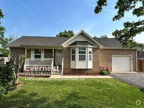 Building Photo - 902 Wildrose Ct