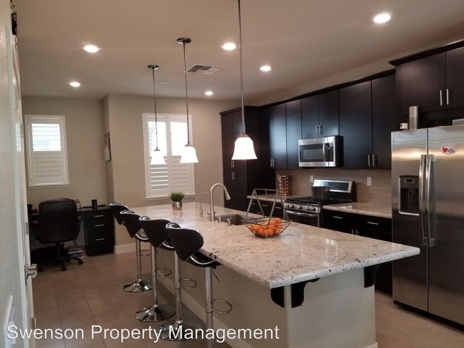 Foto del edificio - 4 br, 3.5 bath House - 4033 Clare Street