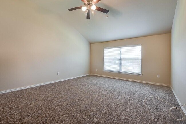 Building Photo - 4658 Penelope Ln