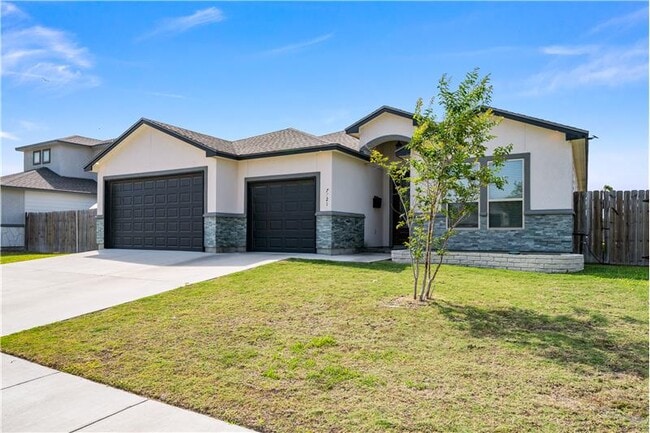 Building Photo - 7721 Dove Holw Dr