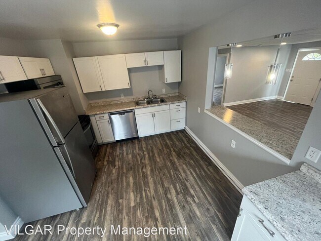 Foto del edificio - 4 br, 2 bath House - 3437 E. 163rd
