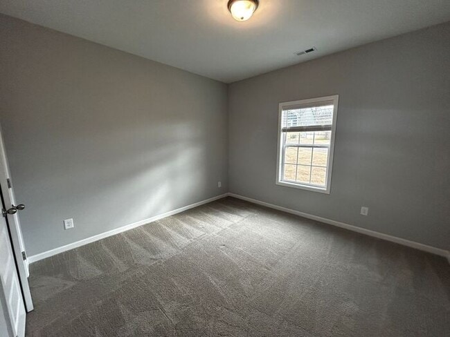 Building Photo - 1033 Echo Rdg Rd