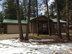 Building Photo - 611 Lake Ave