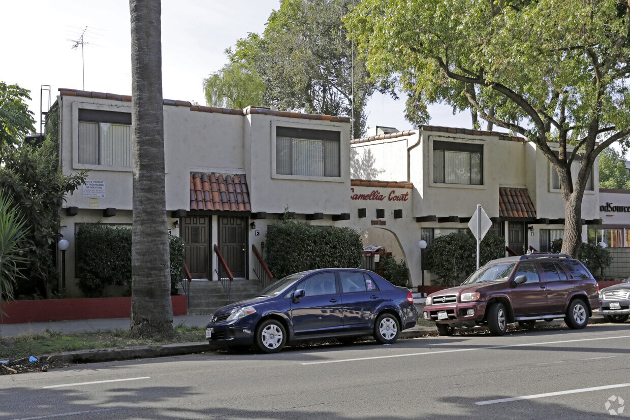 Building Photo - Camellia Court