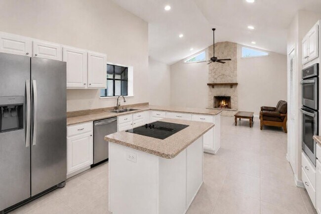 Building Photo - 5055 NW 89th Way