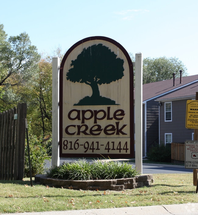 Apple Creek Apartments Apartments Kansas City, MO
