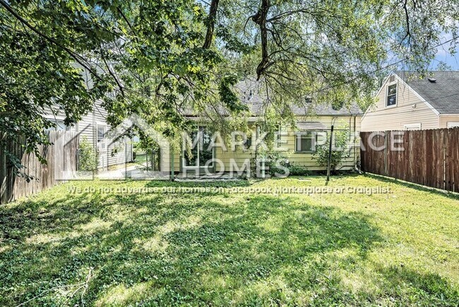 Building Photo - 17097 Lincoln Ave
