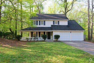 Building Photo - 2208 Heritage Trace Dr
