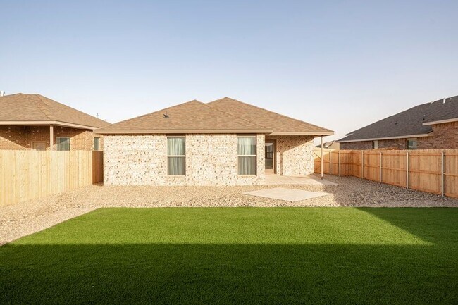 Building Photo - 6719 Big Bend Country