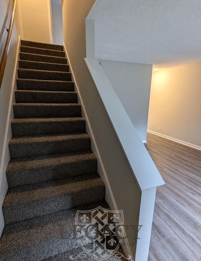 Photo - 813 Holder Ct Townhome