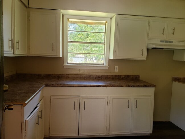 Foto del edificio - Very nice 3 bedroom/1&1/2 bathroom