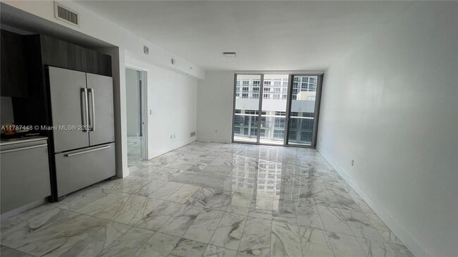 Building Photo - 488 NE 18th St